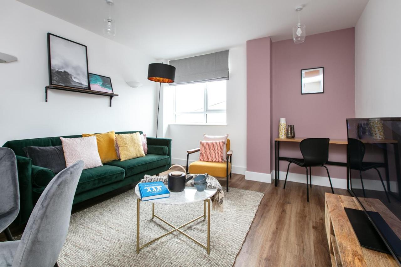 City Centre - Free Parking - Stylish 2 Bedroom Apartment Bristol Luaran gambar