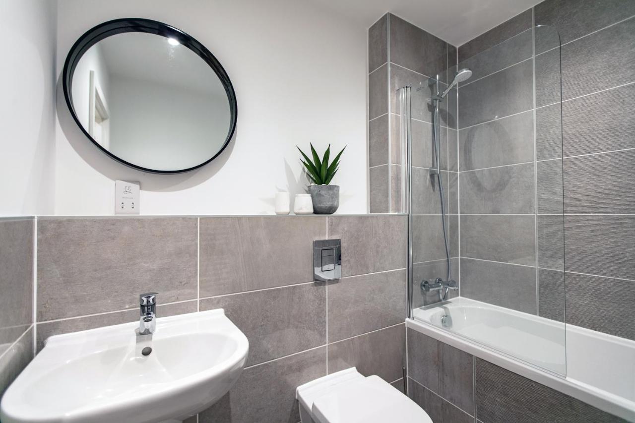 City Centre - Free Parking - Stylish 2 Bedroom Apartment Bristol Luaran gambar