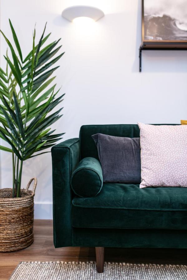 City Centre - Free Parking - Stylish 2 Bedroom Apartment Bristol Luaran gambar