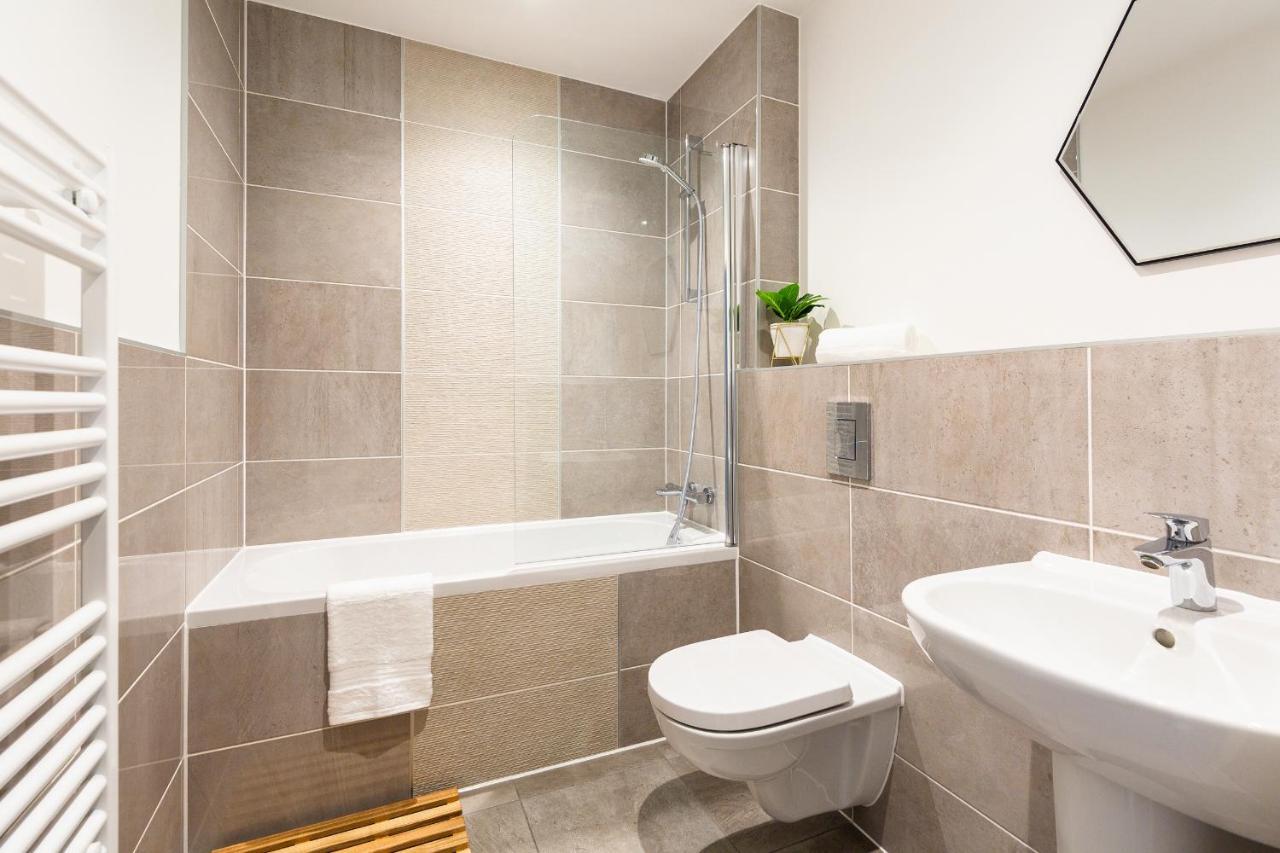 City Centre - Free Parking - Stylish 2 Bedroom Apartment Bristol Luaran gambar