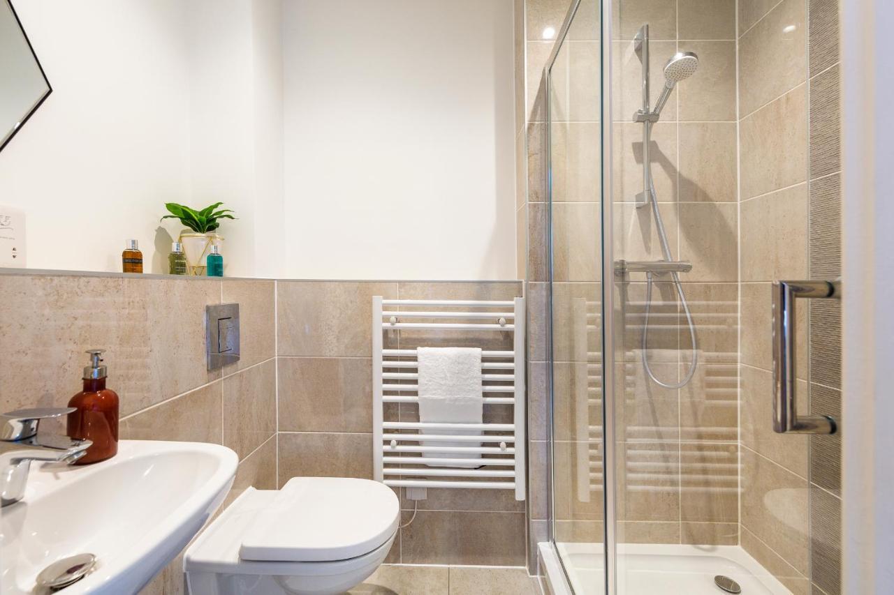 City Centre - Free Parking - Stylish 2 Bedroom Apartment Bristol Luaran gambar