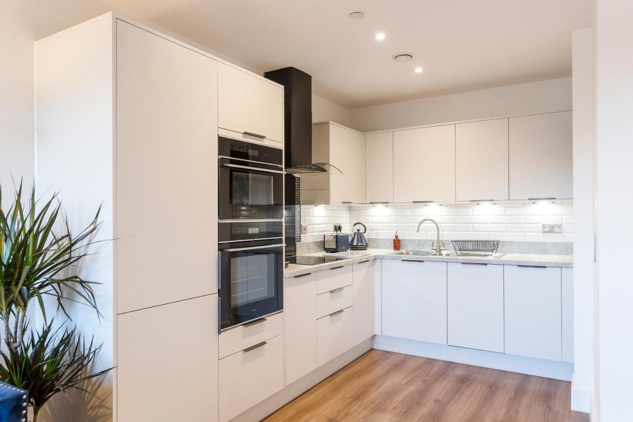City Centre - Free Parking - Stylish 2 Bedroom Apartment Bristol Luaran gambar